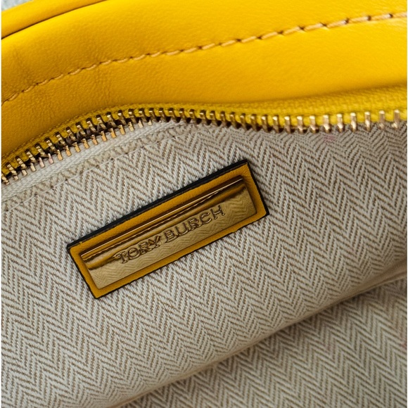 Tory Burch Kira Chevron - Picture 4 of 8